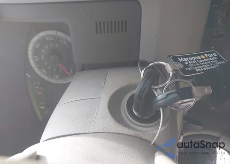 2009 Ford Escape Xlt z USA, uszkodzony, nr VIN 1FMCU03749KD07016